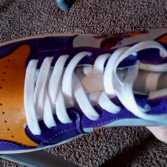 Kobe Bryant sneakers, - Picture 3 of 3